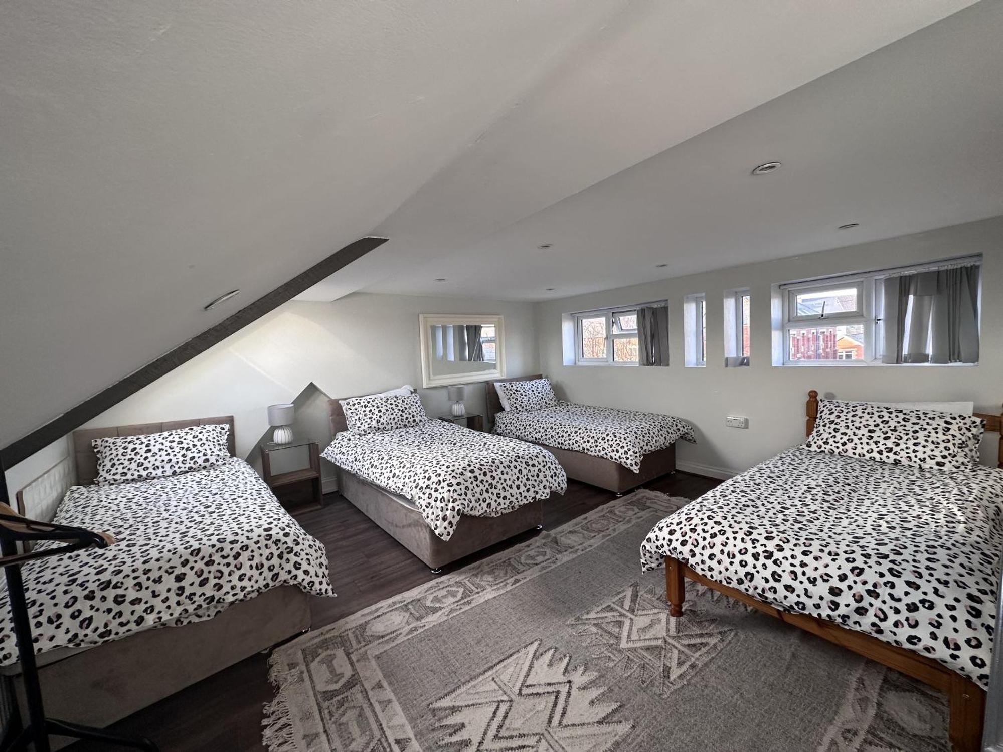 Adanhouse-Stockland Spacious 5 Bedroom House Sleeps 12 Private Garden Cardiff Luaran gambar