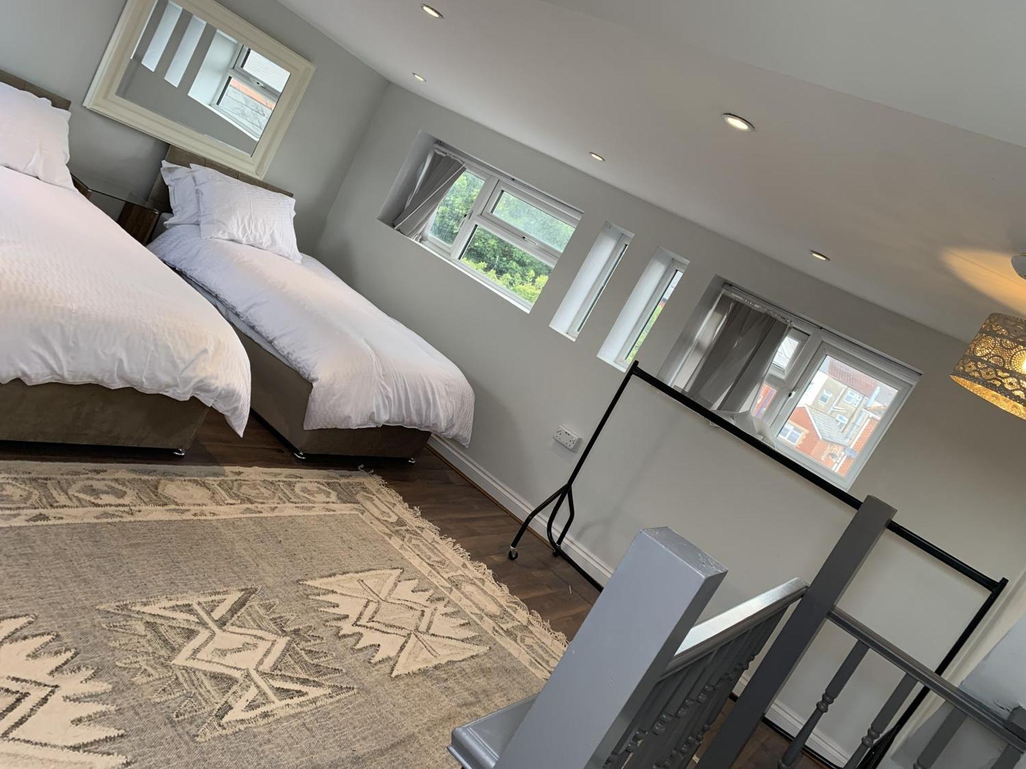 Adanhouse-Stockland Spacious 5 Bedroom House Sleeps 12 Private Garden Cardiff Luaran gambar